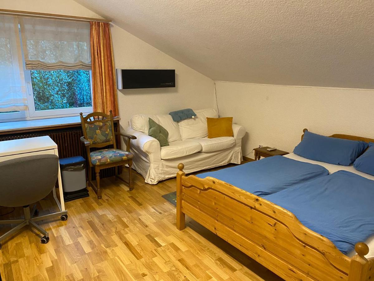 Gemuetliches Mit Grossem Bad Homestay